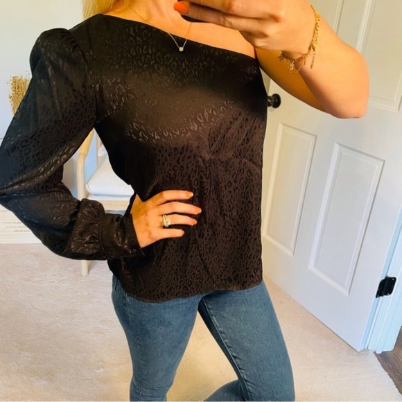 Socialite One Shoulder Long Sleeve Black Cheetah Print Blouse Top HOC Winter - Picture 2 of 5